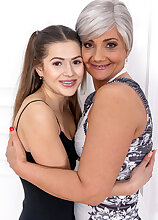 milf Porn Pics
